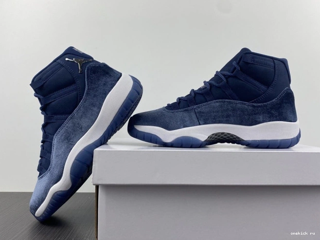 Rep Onekick WMNS AR0715-441 AIR NAVY JORDAN MIDNIGHT 11 VELVET 0822